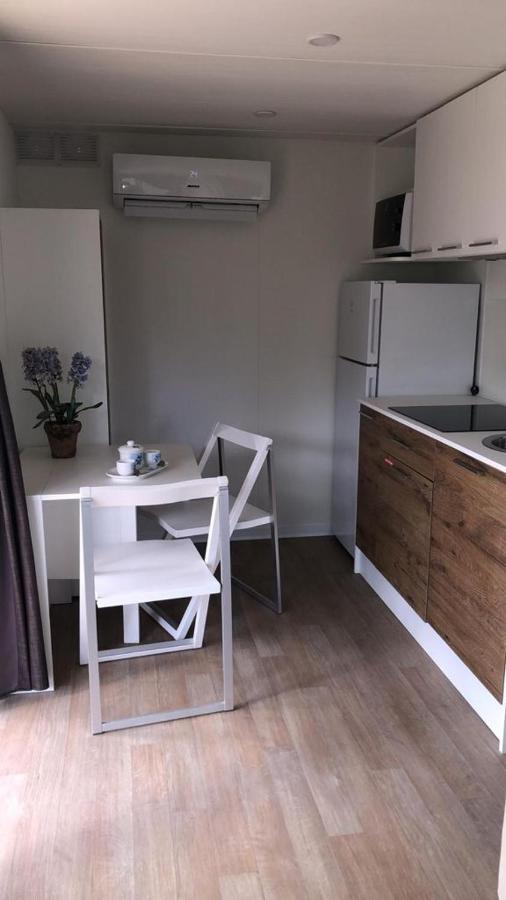 In Country Luxury Lodges Camerino Bagian luar foto