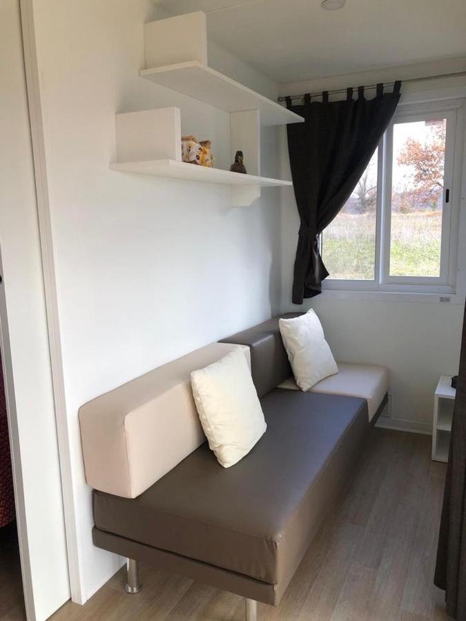 In Country Luxury Lodges Camerino Bagian luar foto